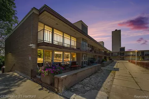 1925 Orleans St #1, Detroit, MI 48207