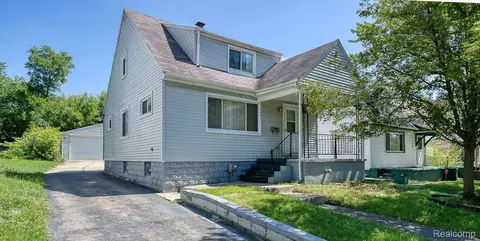365 S Marshall St, Pontiac, MI 48342