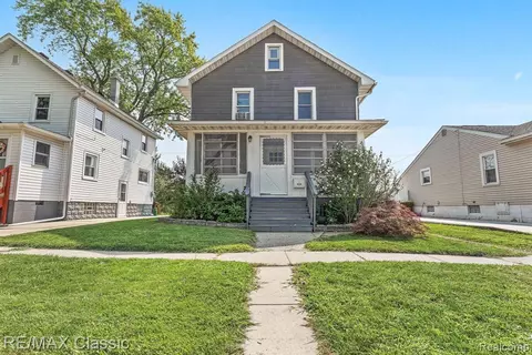 424 Michigan Ave, Monroe, MI 48162