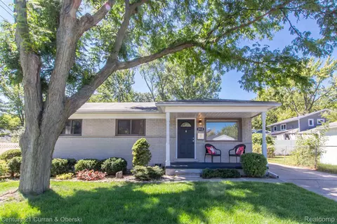 2915 Coolidge, Royal Oak, MI 48073