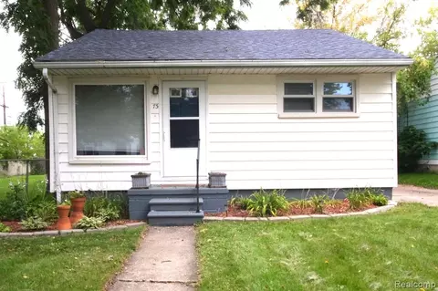 73 E Sheffield Ave, Pontiac, MI 48340