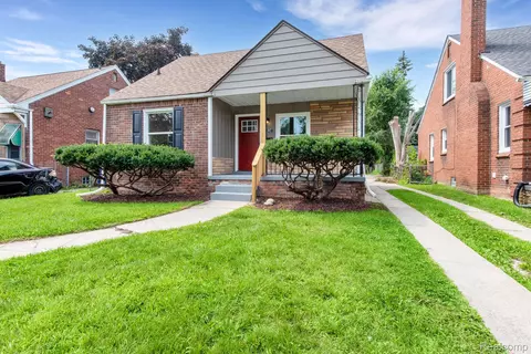 19467 Santa Rosa Dr, Detroit, MI 48221