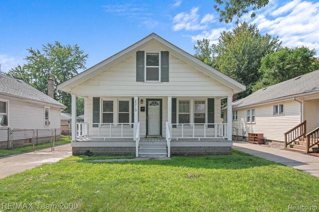 25719 Kitch St, Dearborn Heights, MI 48125