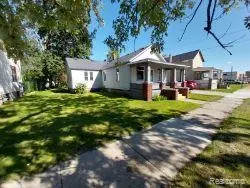 1316 10th St, Port Huron, MI 48060