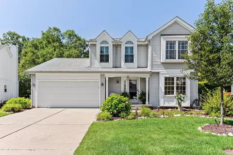 47138 Scarlet Dr S, Novi, MI 48374