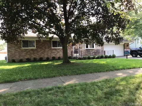 36671 Melton St, Westland, MI 48186