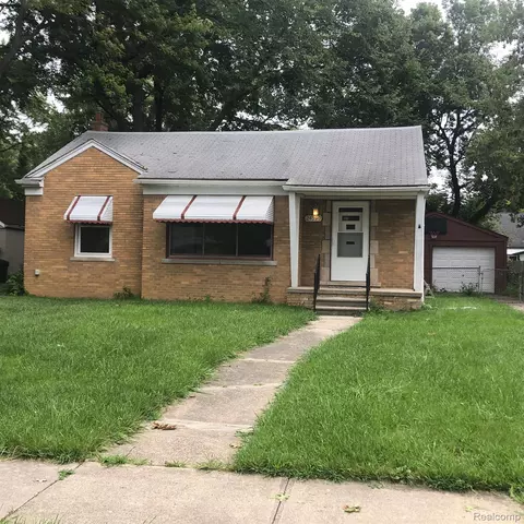 24690 Parklawn St, Oak Park, MI 48237