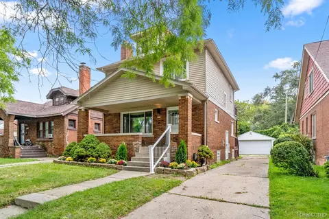 8272 Freda St, Detroit, MI 48204