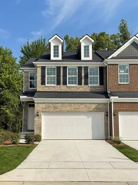 40203 Premier Dr, Northville, MI 48170