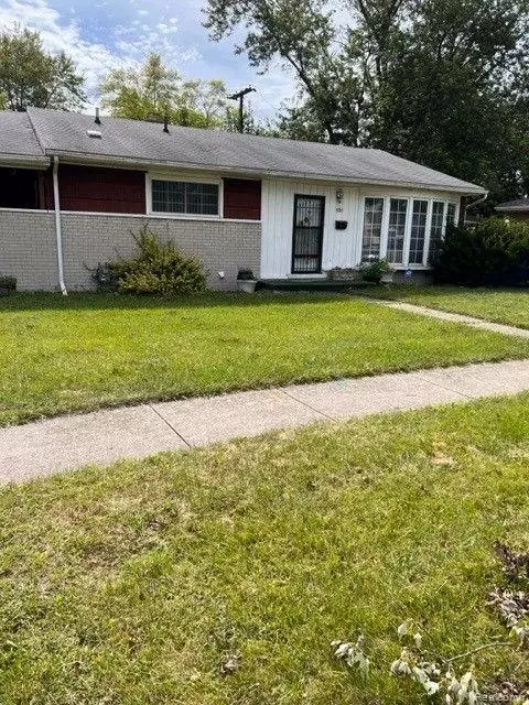 1920 Harmon St, Ypsilanti, MI 48198