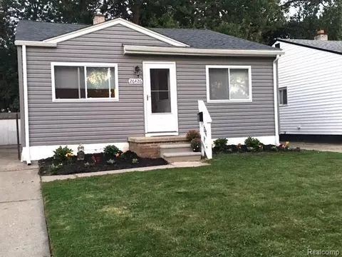 26426 Couzens Ave, Madison Heights, MI 48071