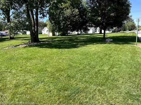 Vacant Henry Ruff, Garden City, MI 48135