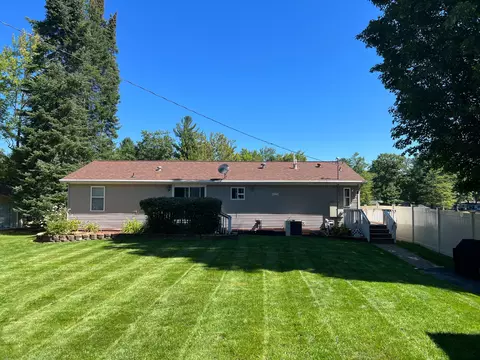 3818 Pinelands Rd, Gladwin, MI 48624