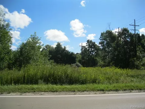 0000 E Milford Rd, Holly, MI 48442