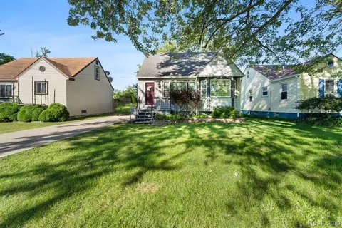 34500 W Jefferson Ave, Rockwood, MI 48173