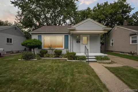 31254 Florence St, Garden City, MI 48135