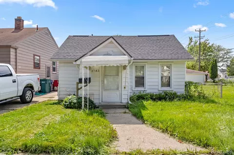 1783 Arlington Ave, Lincoln Park, MI 48146
