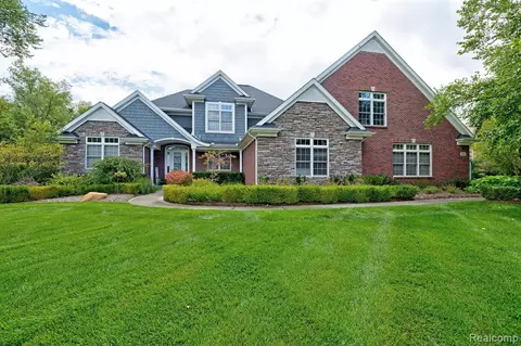 4682 Ottawa, Clarkston, MI 48348