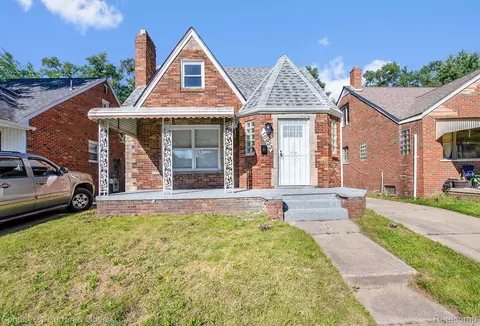 18933 Barlow St, Detroit, MI 48205