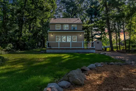 11428 Koth Dr, Deerfield, MI 48451