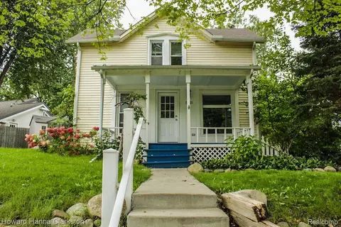 13121 Andersonville Rd, Davisburg, MI 48350