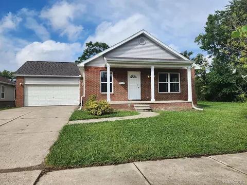 191 E Savannah St, Detroit, MI 48203