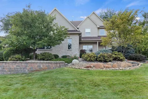 13078 Alyssa, Fenton, MI 48451