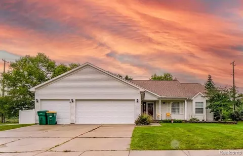 43480 Revere Dr, Van Buren, MI 48111