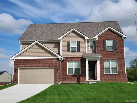 20844 Torbay Dr, Lyon, MI 48167