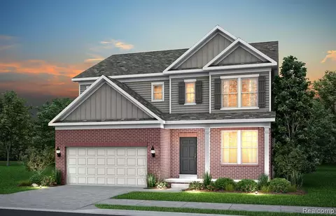 5002 Shoreham Cir, Clarkston, MI 48346