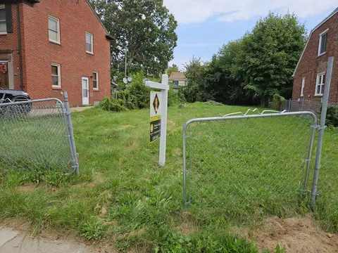 7716 Reuter St, Dearborn, MI 48126