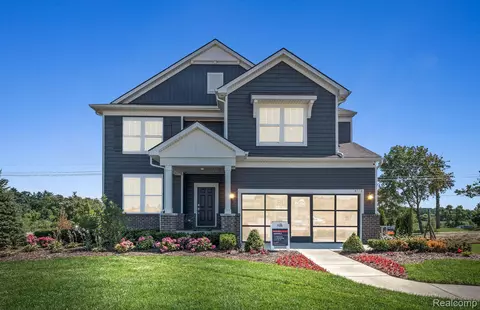 4790 Marquette Dr, Milford, MI 48381