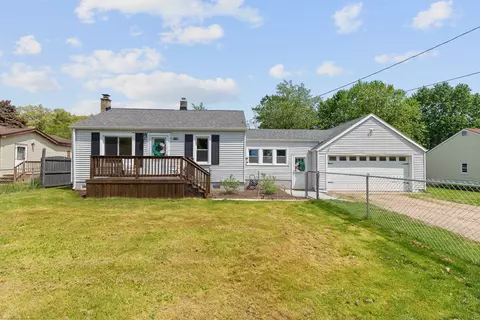 4745 Jamm Rd, Orion, MI 48359