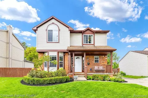 328 S Chocolay Ave, Clawson, MI 48017