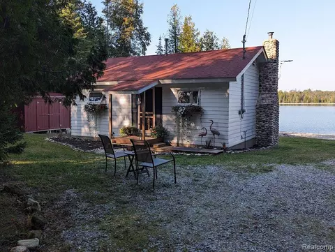 719 S Moose Ln, Clark, MI 49719