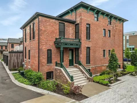 261 Alfred St #B, Detroit, MI 48201
