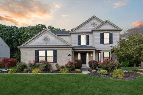 48464 Greenwich Ln, Canton, MI 48188