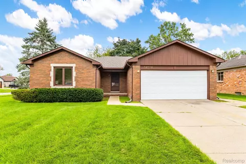 50598 Helmandale St, Chesterfield, MI 48047