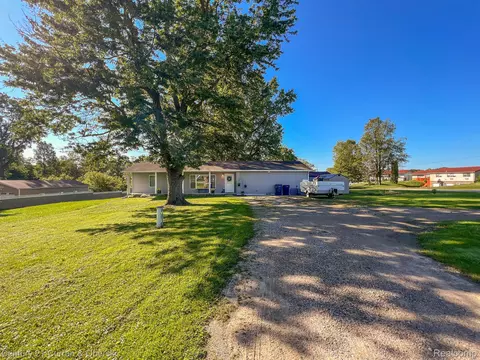 36410 Bordman Rd, Richmond, MI 48062