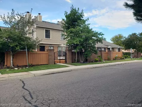 39975 Crosswinds, Novi, MI 48375