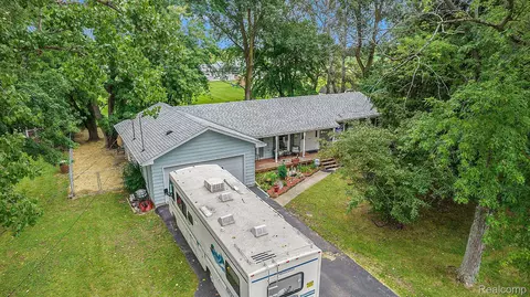 6218 W Mount Morris Rd, Mount Morris, MI 48458