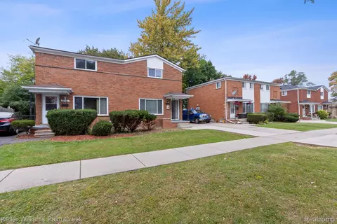 21911 Coolidge, Oak Park, MI 48237