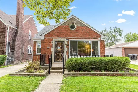 20455 Packard St, Detroit, MI 48234