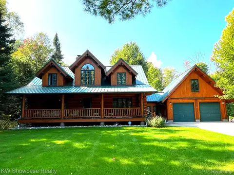 4131 N Lake Shore Dr N, Alcona, MI 48721
