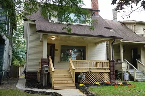 165 Geneva St, Highland Park, MI 48203