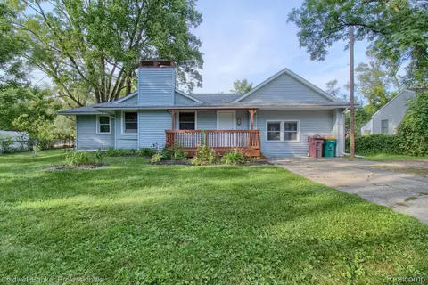 58 Chaney St, Van Buren, MI 48111