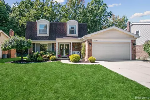 8981 Mayflower Dr, Plymouth, MI 48170