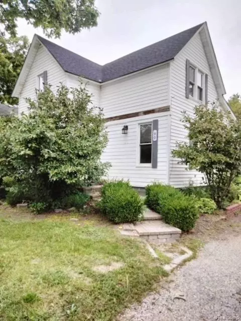 90 Virginia St, Pontiac, MI 48342