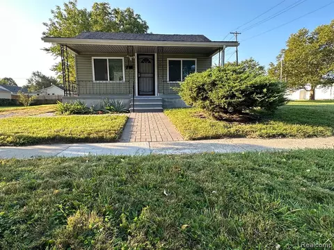 7012 Hudson Ave, Warren, MI 48091
