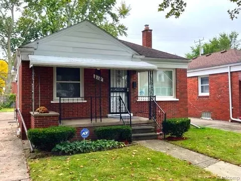 11327 Chatham, Redford, MI 48239